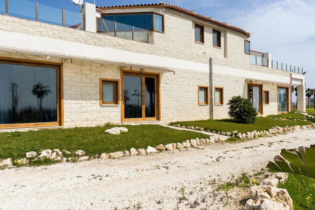 Lalena'S Garden Hotell Portopalo Di Capo Passero Eksteriør bilde