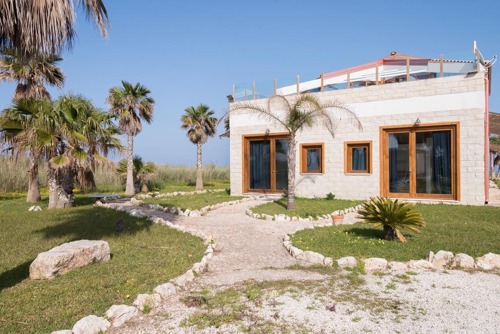 Lalena'S Garden Hotell Portopalo Di Capo Passero Eksteriør bilde
